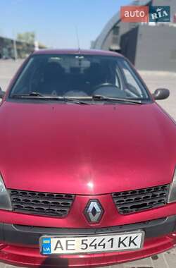 Седан Renault Clio Symbol 2003 в 