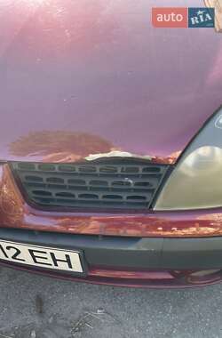 Седан Renault Clio Symbol 2003 в 