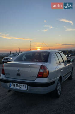 Седан Renault Clio Symbol 2003 в 