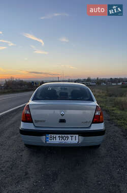 Седан Renault Clio Symbol 2003 в 