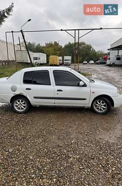 Седан Renault Clio Symbol 2001 в Коломиї