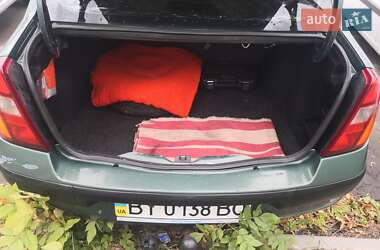 Седан Renault Clio Symbol 2003 в 