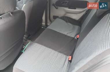 Седан Renault Clio Symbol 2003 в 