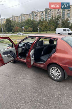 Седан Renault Clio Symbol 2006 в 