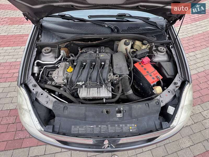 Седан Renault Clio Symbol 2008 в Запорожье