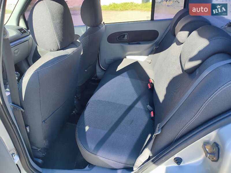 Седан Renault Clio Symbol 2006 в Бердичеві