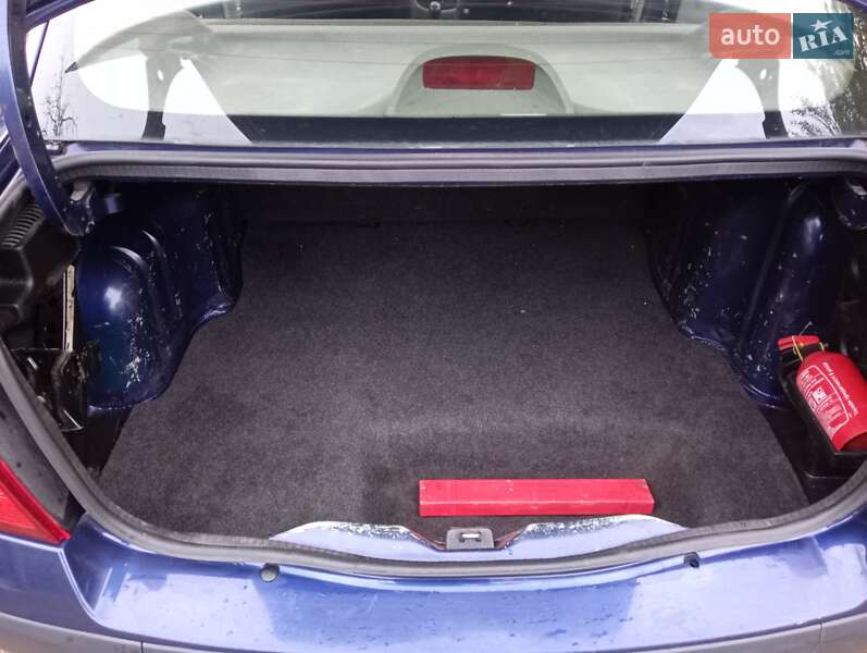 Седан Renault Clio Symbol 2006 в Золотоноші