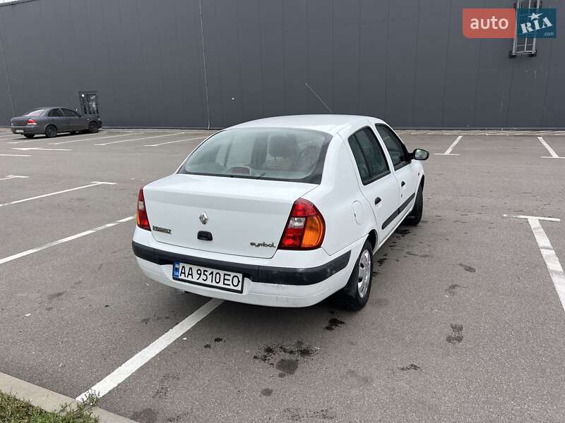 Седан Renault Clio Symbol 2004 в Києві