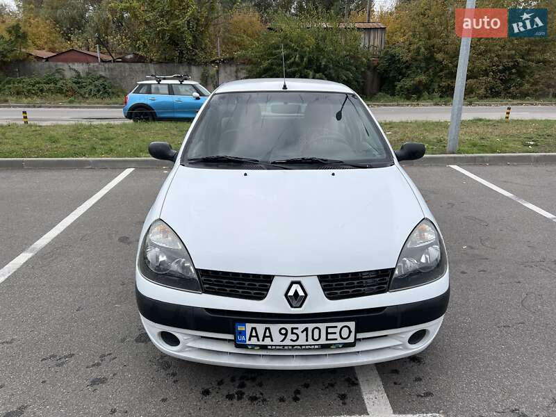 Седан Renault Clio Symbol 2004 в Києві