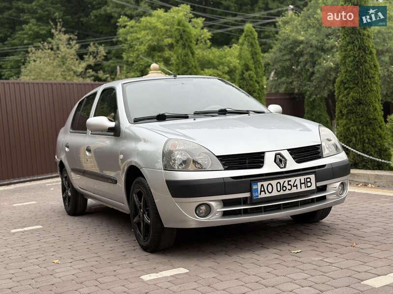 Седан Renault Clio Symbol 2005 в Косове