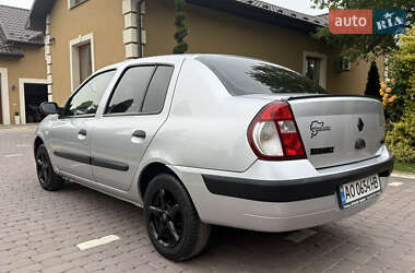 Седан Renault Clio Symbol 2005 в 