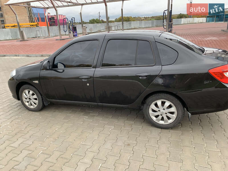 Седан Renault Clio Symbol 2008 в Ровно