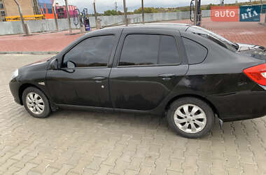 Седан Renault Clio Symbol 2008 в  фото 3 Седан Renault Clio Symbol 2008 в