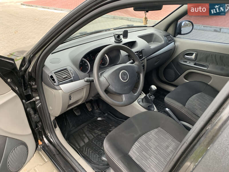 Седан Renault Clio Symbol 2008 в Ровно