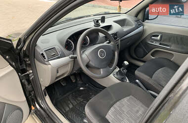 Седан Renault Clio Symbol 2008 в  фото 12 Седан Renault Clio Symbol 2008 в