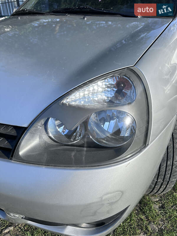 Седан Renault Clio Symbol 2008 в Львове фото 7 Седан Renault Clio Symbol 2008 в Львове