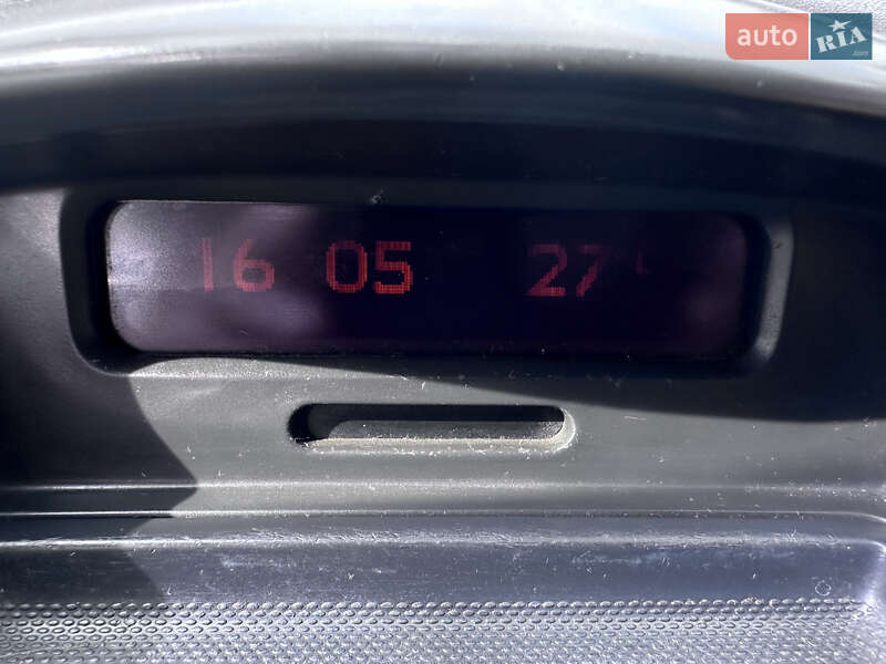 Седан Renault Clio Symbol 2008 в Львове фото 32 Седан Renault Clio Symbol 2008 в Львове