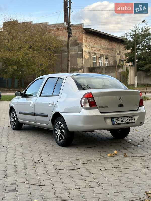 Седан Renault Clio Symbol 2006 в Черновцах