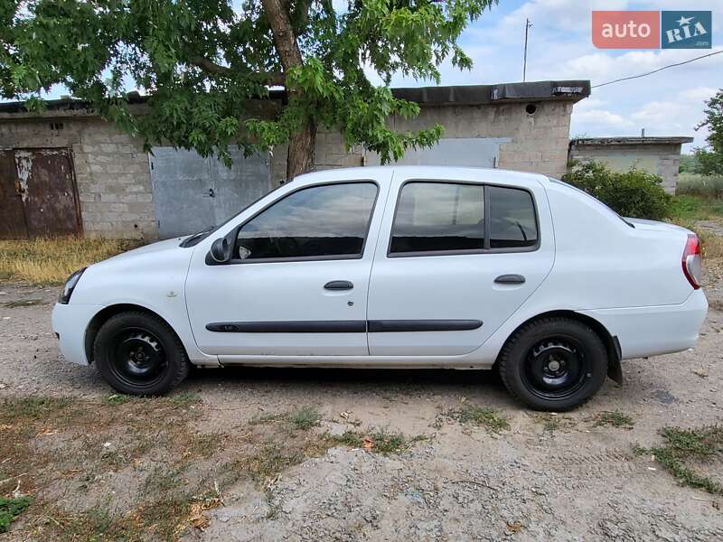 Седан Renault Clio Symbol 2008 в Днепре