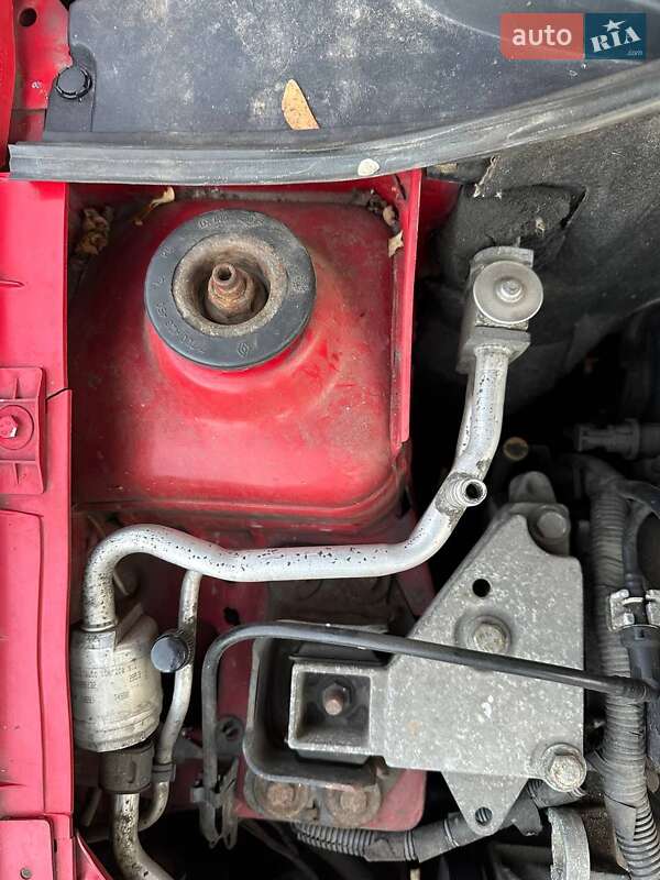 Седан Renault Clio Symbol 2003 в Киеве фото 13 Седан Renault Clio Symbol 2003 в Киеве