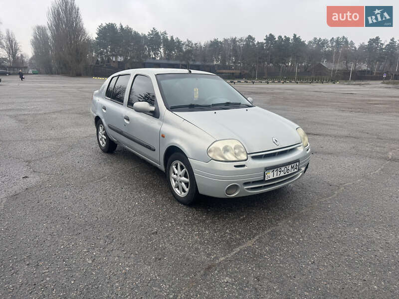 Renault Clio Symbol 2004