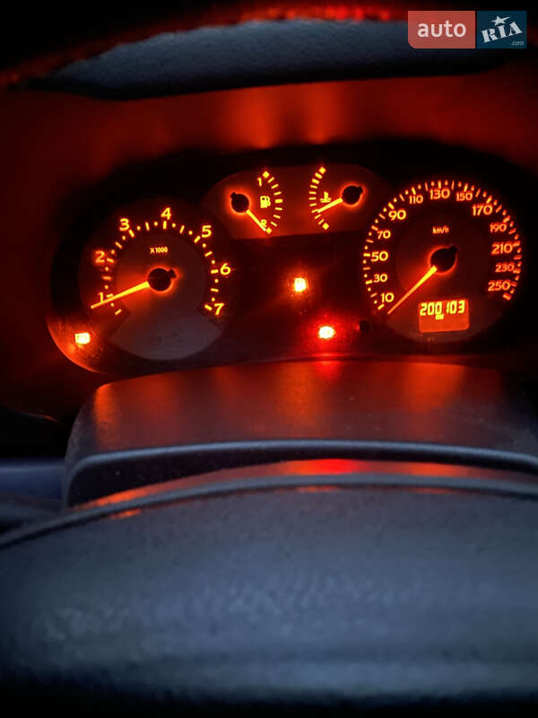 Седан Renault Clio Symbol 2008 в Виннице