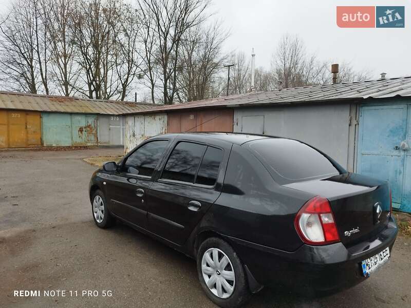 Седан Renault Clio Symbol 2008 в Киеве