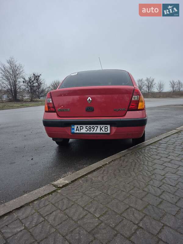 Седан Renault Clio Symbol 2004 в Запоріжжі