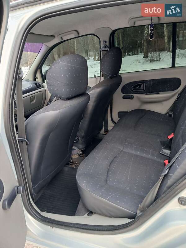 Седан Renault Clio Symbol 2003 в Хмельницком