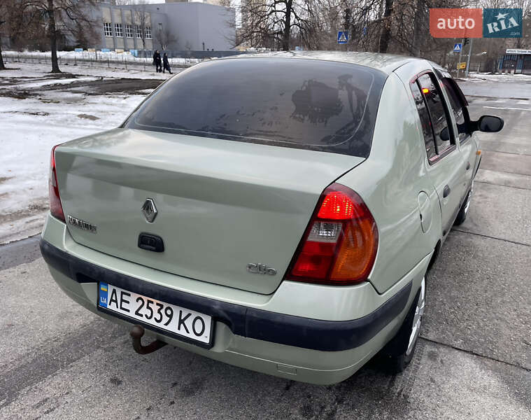 Седан Renault Clio Symbol 2004 в Киеве