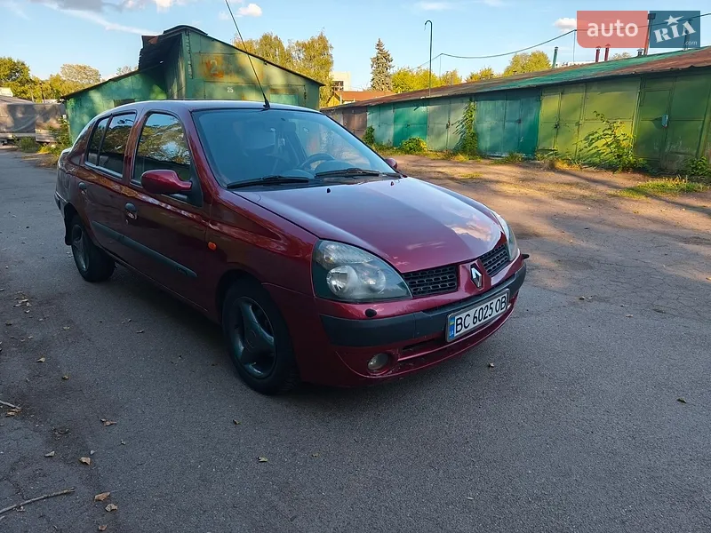 Renault Clio Symbol 2003