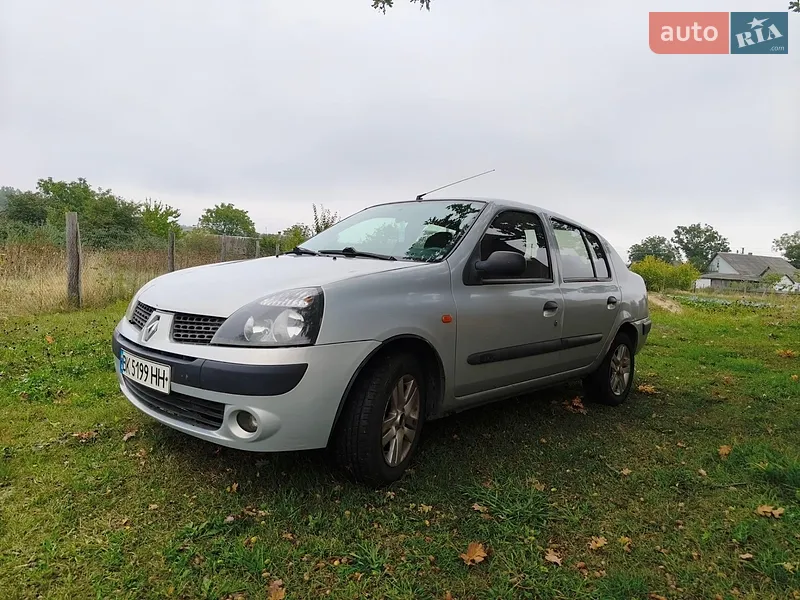 Renault Clio Symbol 2003