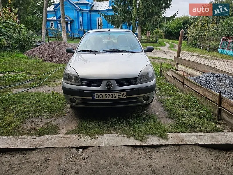 Renault Clio Symbol 2003