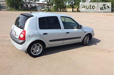 Хэтчбек Renault Clio 2002 в Нововолынске