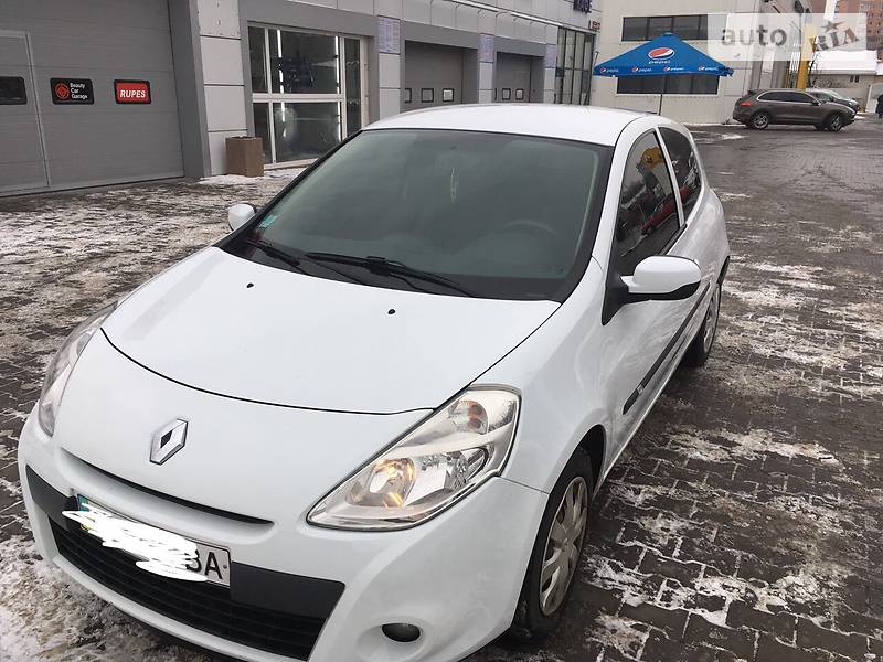 Хэтчбек Renault Clio 2011 в Виннице