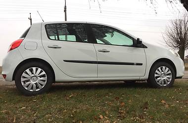 Хэтчбек Renault Clio 2011 в Ровно