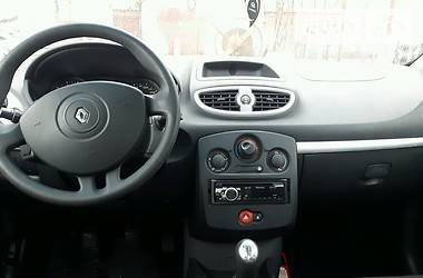 Хэтчбек Renault Clio 2012 в Луцке