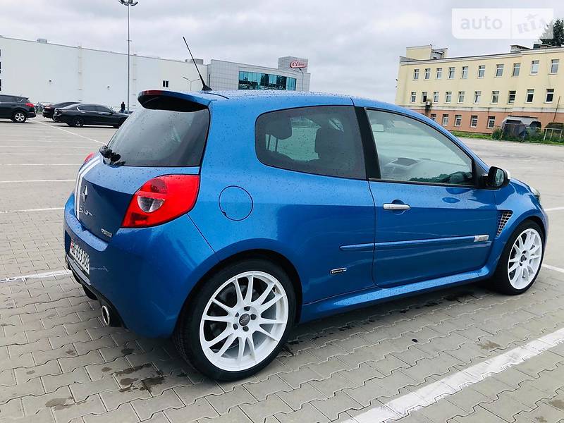 Хетчбек Renault Clio 2010 в Чернігові