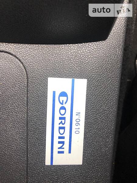 Хетчбек Renault Clio 2010 в Чернігові