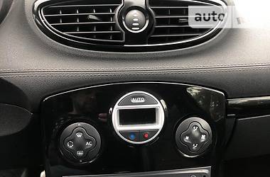 Хетчбек Renault Clio 2010 в 