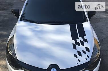 Хэтчбек Renault Clio 2015 в Запорожье