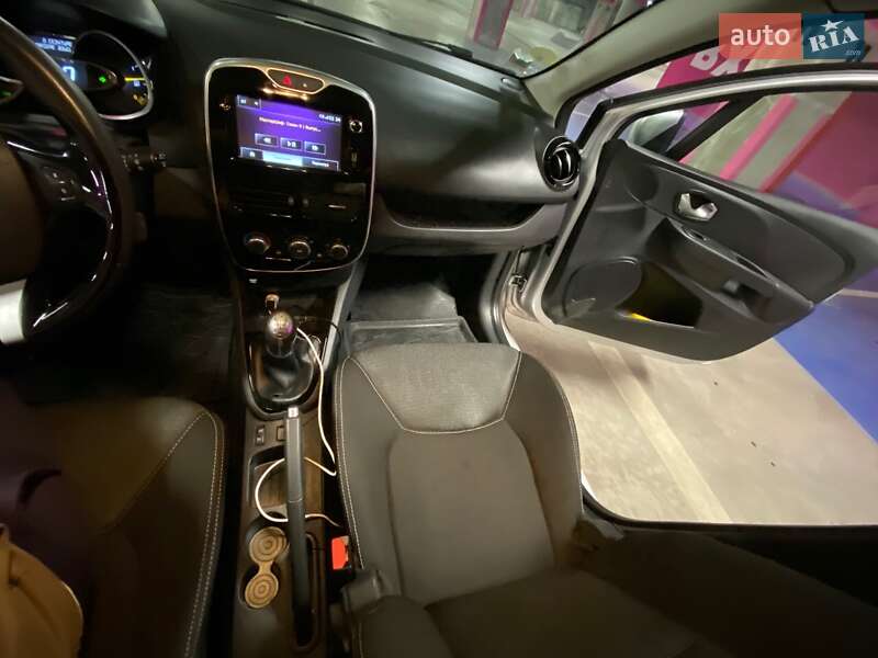 Универсал Renault Clio 2015 в Черновцах фото 32 Универсал Renault Clio 2015 в Черновцах