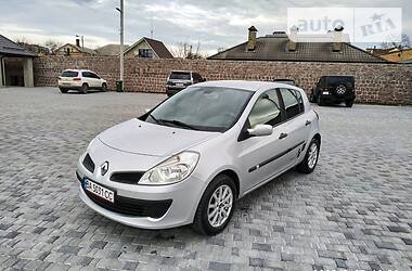 Хетчбек Renault Clio 2007 в 