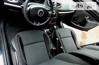 Хетчбек Renault Clio 2012 в Рівному