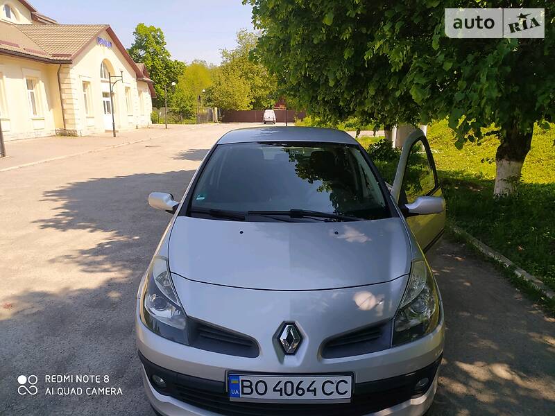 Хэтчбек Renault Clio 2007 в Залещиках