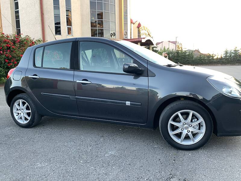 Хетчбек Renault Clio 2008 в Тернополі