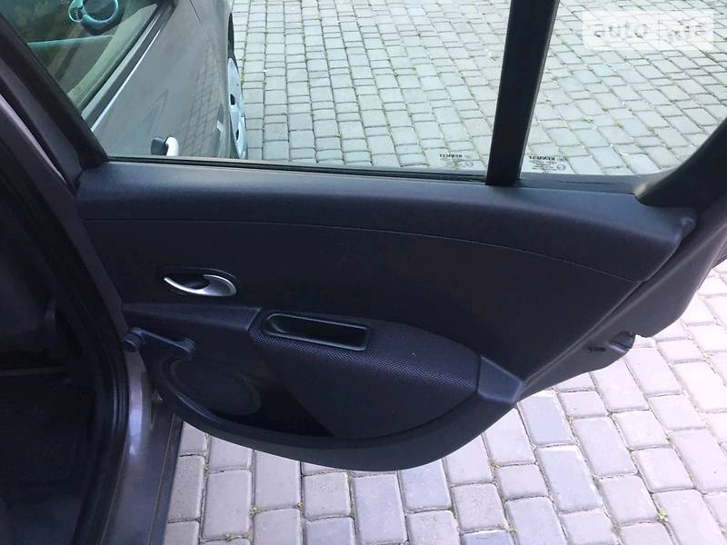 Хетчбек Renault Clio 2009 в Івано-Франківську