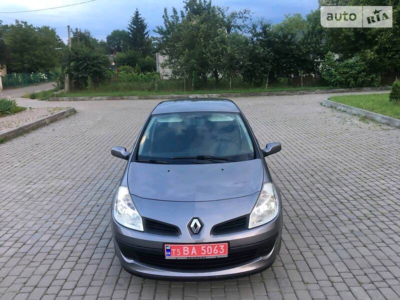 Хетчбек Renault Clio 2009 в Івано-Франківську