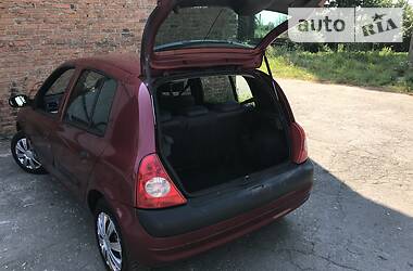 Универсал Renault Clio 2003 в Звягеле