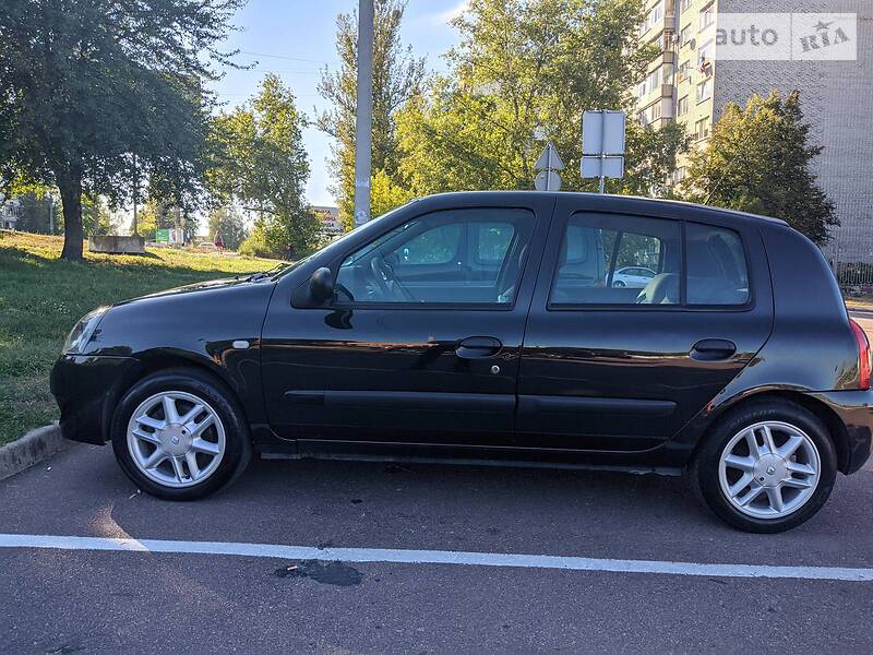 Хэтчбек Renault Clio 2007 в Житомире